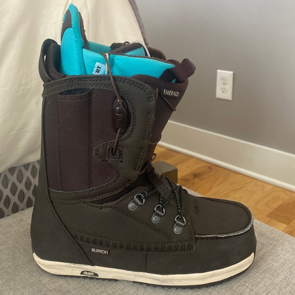 Burton Snowboard Boots! Women’s Emerald Boot (size 6.5)